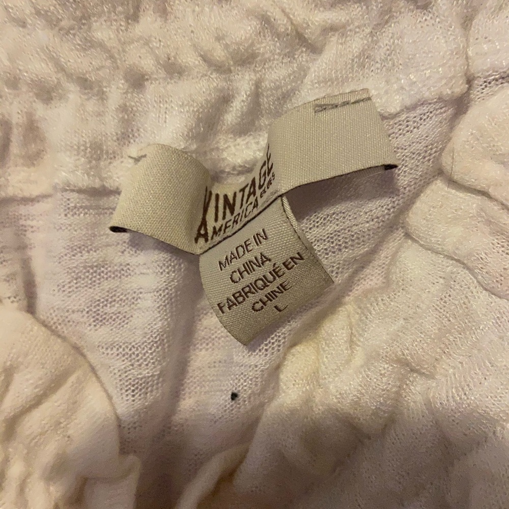 Shirt - Picture 3 of 4
